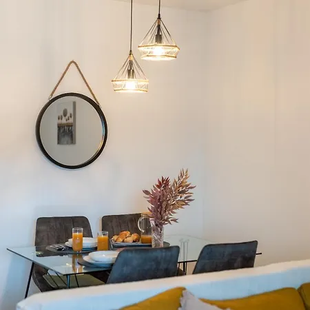 Kamarin アパート *