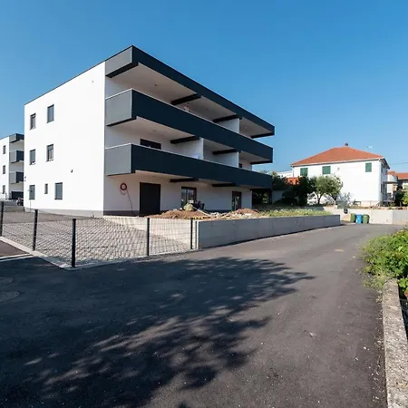 Kamarin Apartman