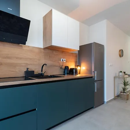 Kamarin * トロギール