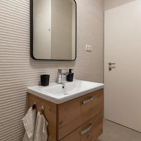 Kamarin * トロギール